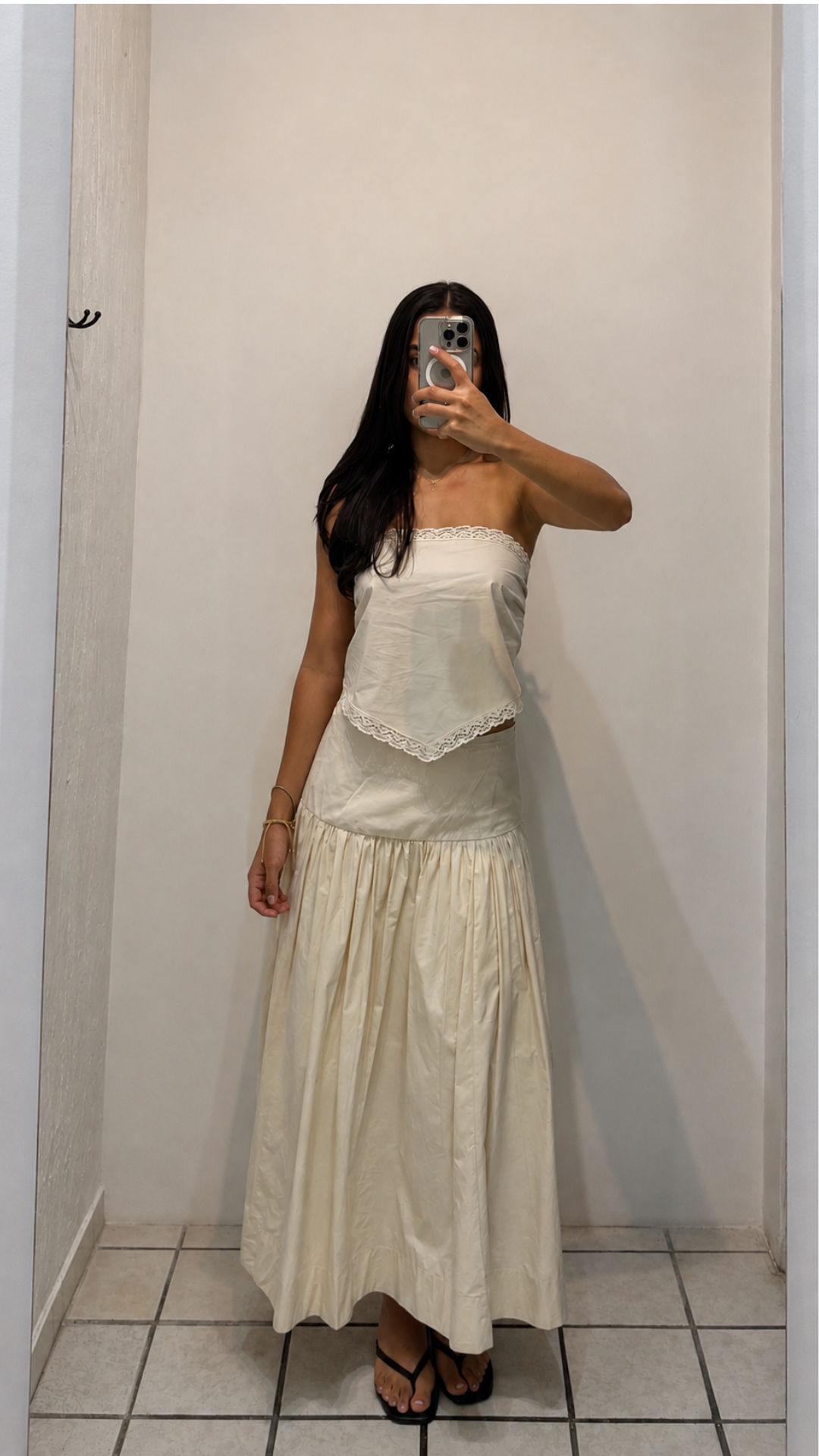 Falda midi 2 en 1 con encaje